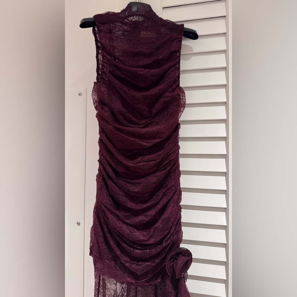 De La Vali Austere Maxi Dress in Maroon Lace - Size US0 Worn once!!! - Picture 5 of 7